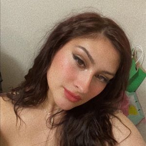 Meet your Posher, Raquel